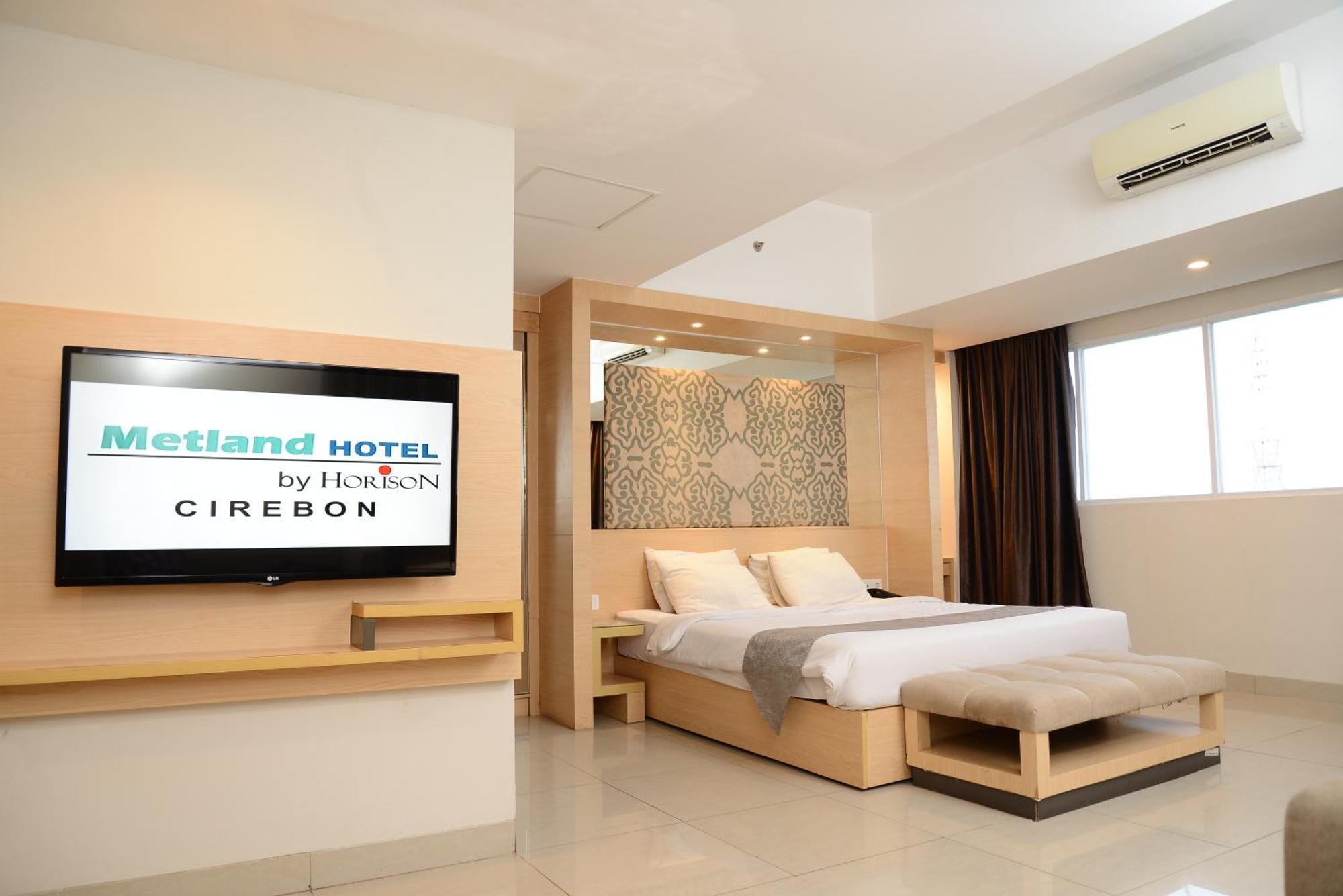 Metland Hotel Чиребон Екстер'єр фото