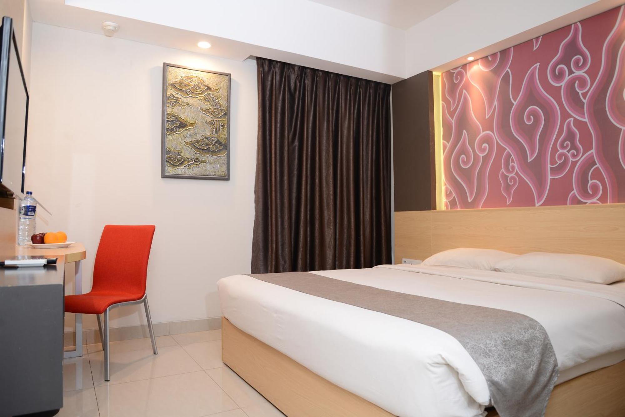 Metland Hotel Чиребон Екстер'єр фото