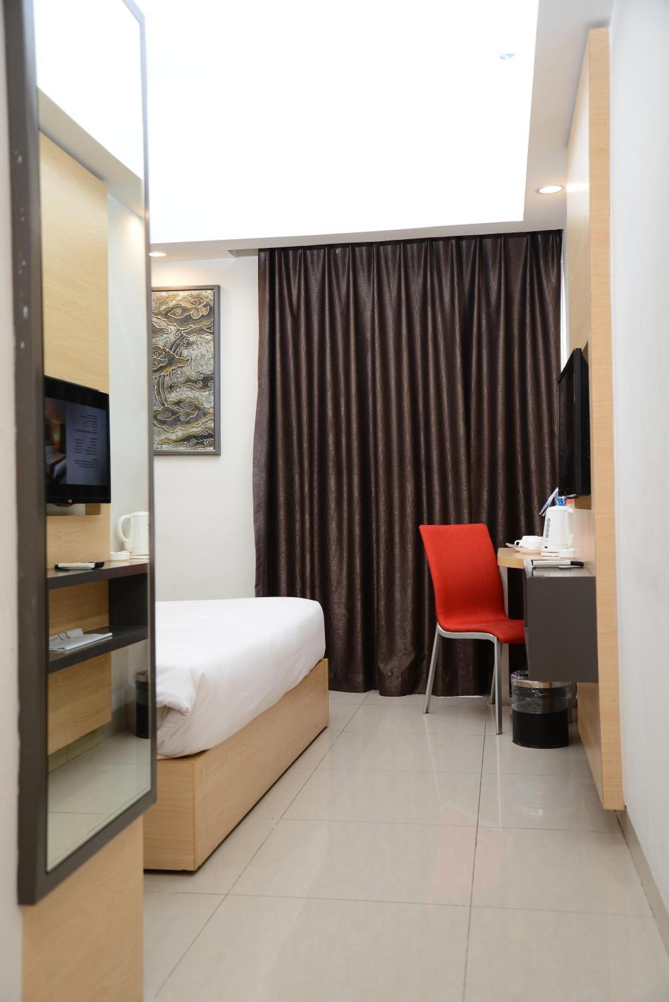 Metland Hotel Чиребон Екстер'єр фото